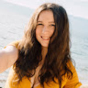 Meet your Posher, Genevieve